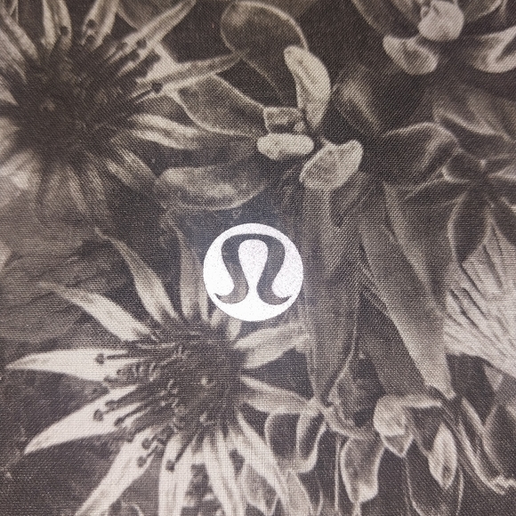 NWOT Lululemon Bring Back the Track Jacket Reflective - Picture 12 of 13